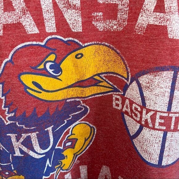 University of Kansas graphic t-shirt - Picture 4 of 8